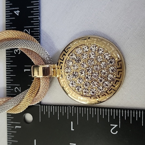 Tri Color Twist Mesh Necklace with Greek Key CZ Pendant and Earrings Set New - Picture 6 of 9